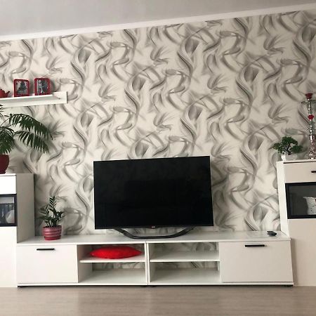 Helena Apartments On Mira 61 Mogilev Luaran gambar